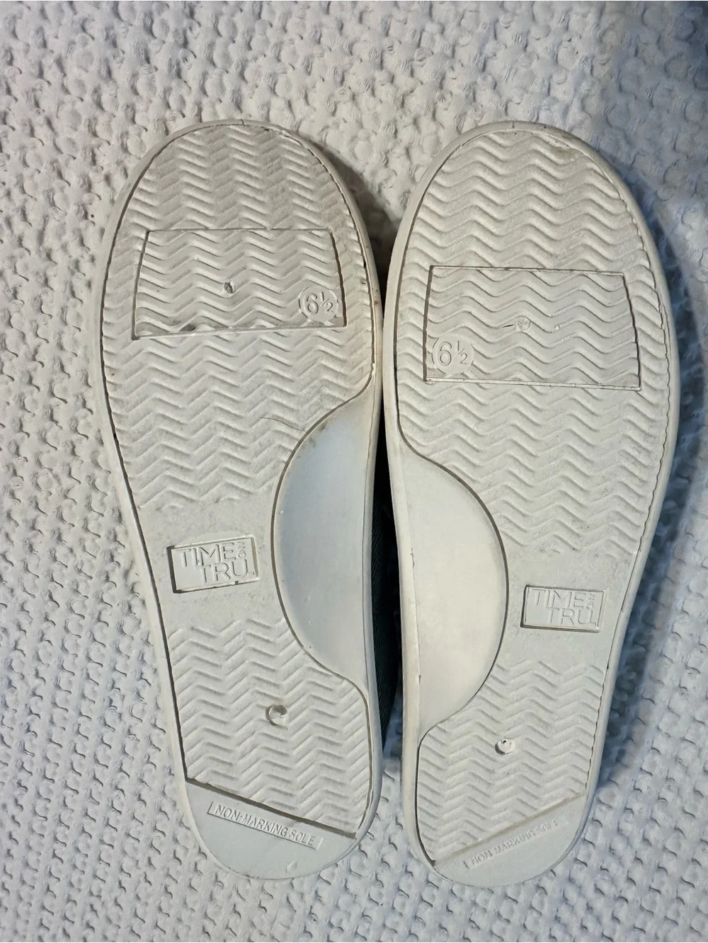 Women’s Denim-Style Casual Sneakers with White Laces